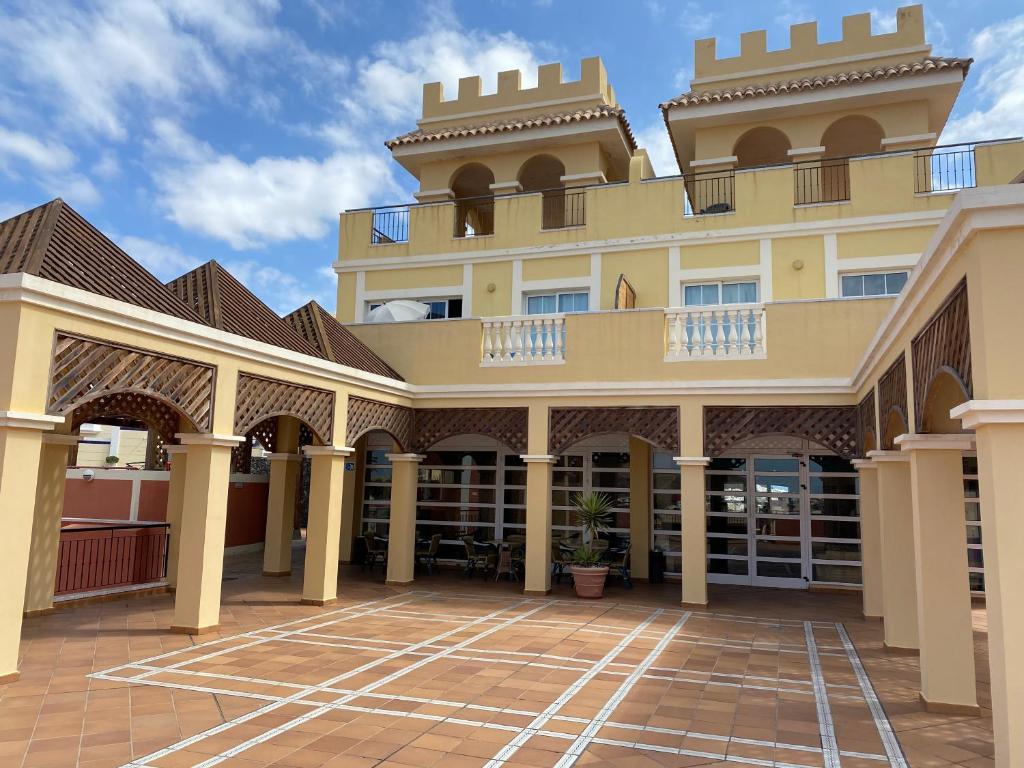 Apartamentos Granada Park Playa de las Americas  Exterior photo