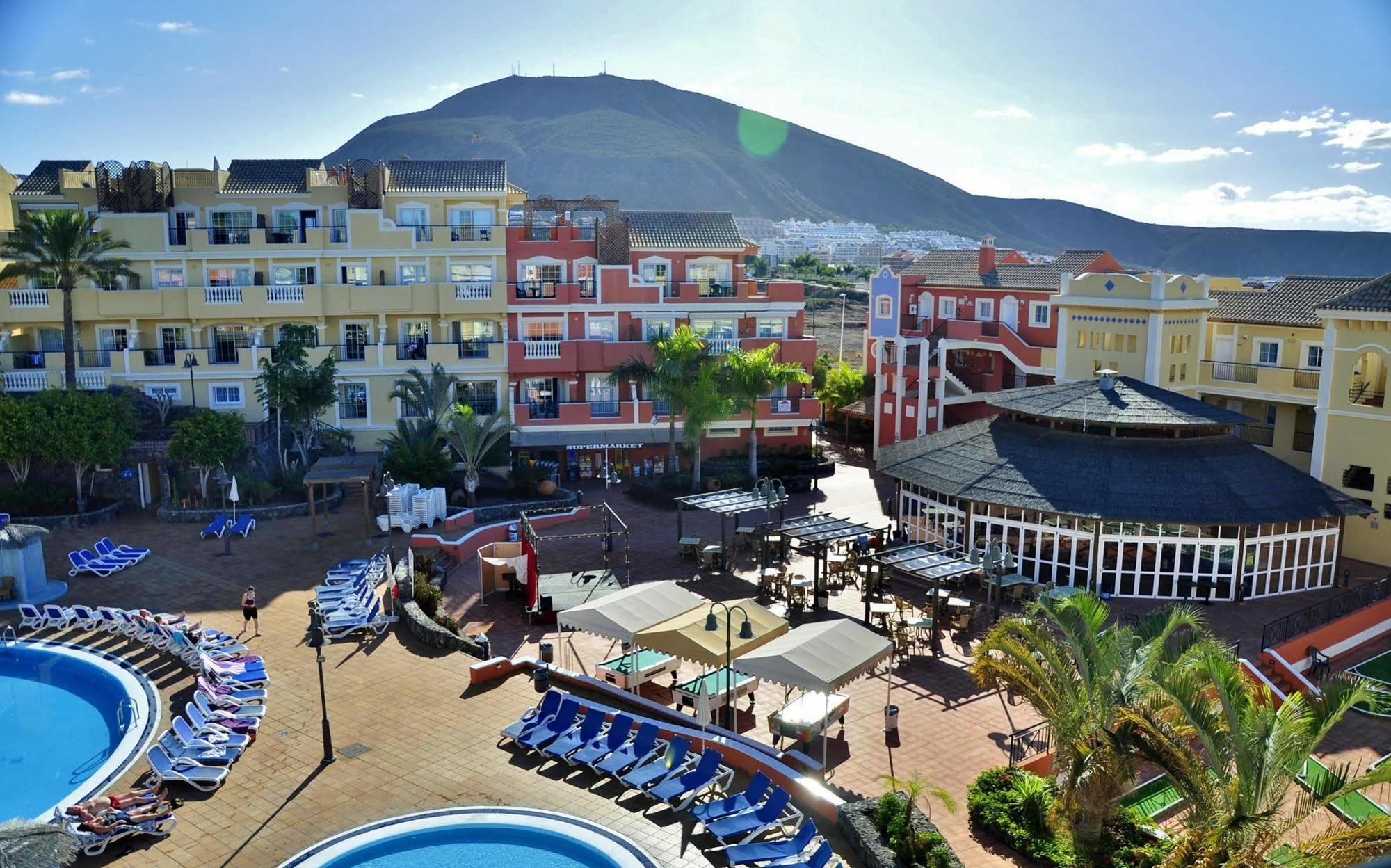 Apartamentos Granada Park Playa de las Americas  Exterior photo